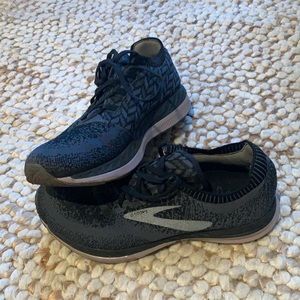 Brooks women’s Bedlam Running Shoes